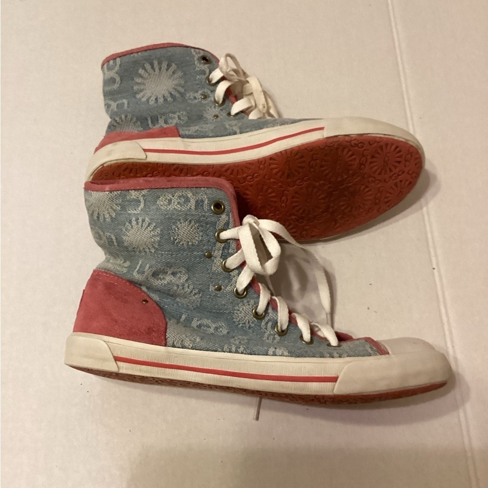 UGG Australia Kids High Top Sneakers Size 3 - Picture 1 of 9
